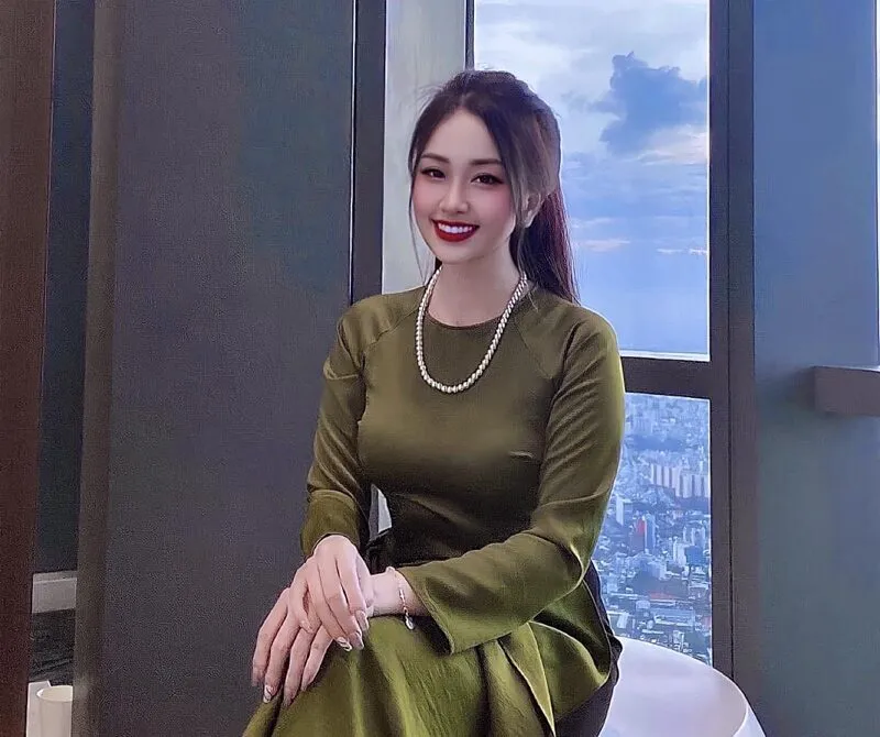Lư Tâm Ngữ